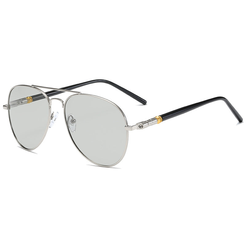 Wholesale Polarized sunglasses double beam color changing sunglasses day and night use driving frog mirror